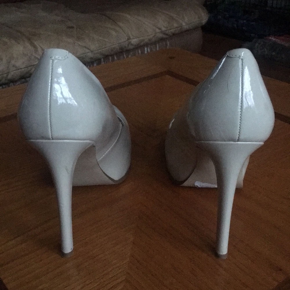 Guess platform high heeled pumps - Picture 2 of 6